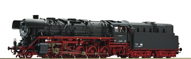 Steam locomotive BR 44<br /><a href='images/pictures/Roco/235393.jpg' target='_blank'>Full size image</a>